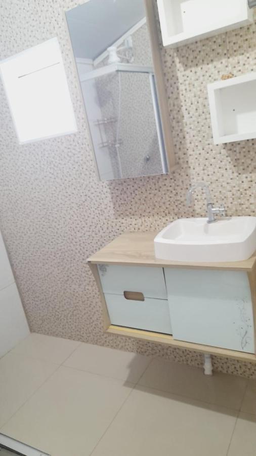 Casa Da E Pensão * Três Coroas