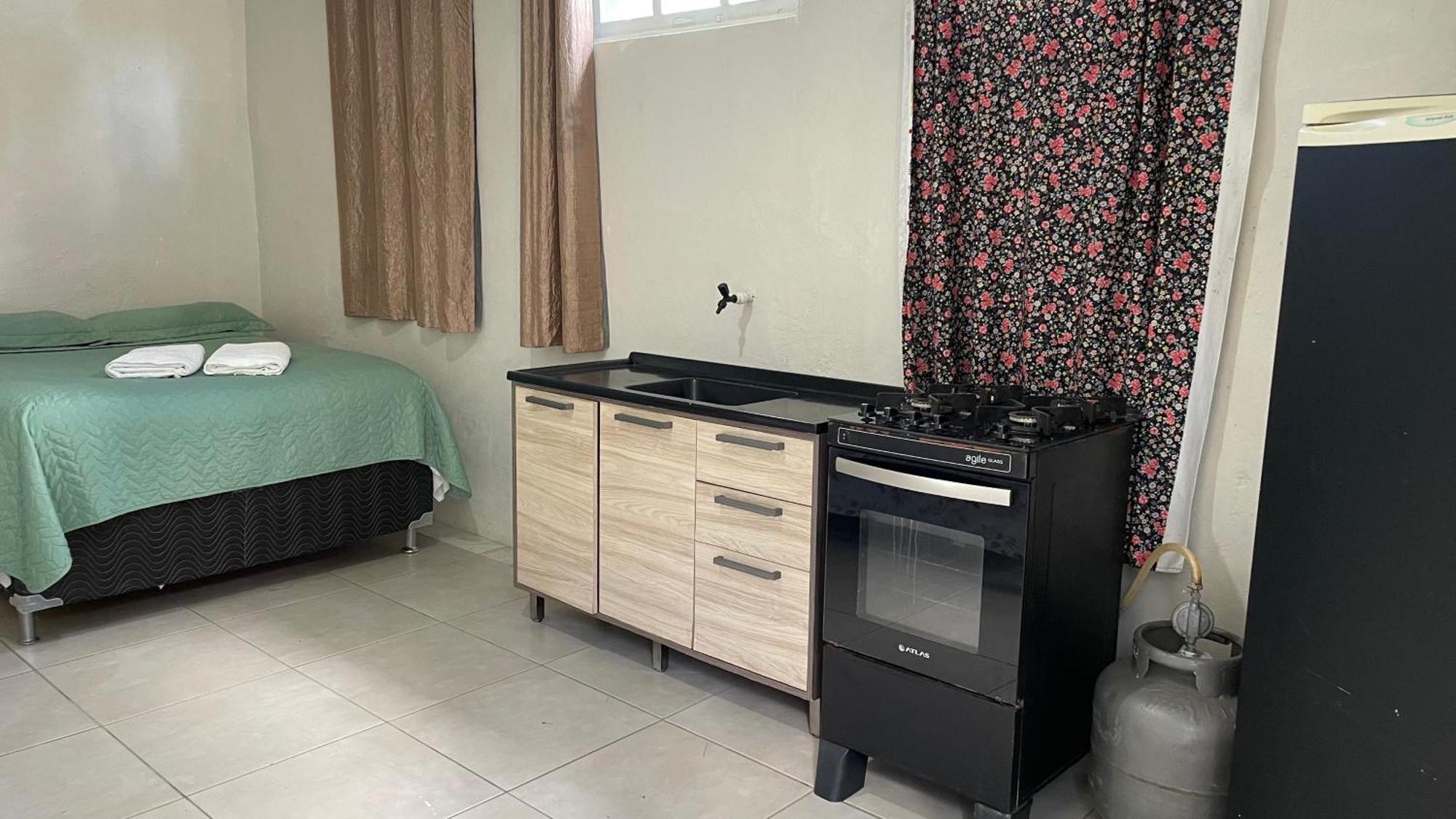 Casa Da E Pensão *